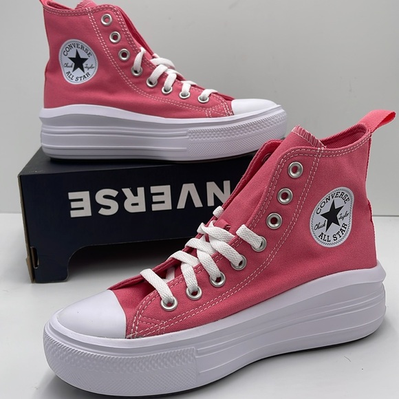 Converse WMNS High-Top Sneakers with Platform Sole A12302C CTAS MOVE HI
SNEAKY P - Picture 15 of 16